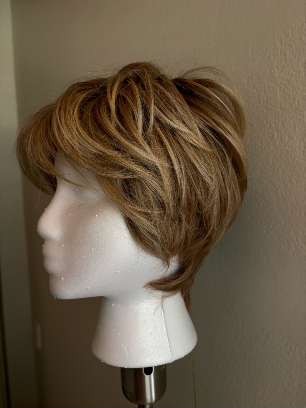 Nwt Belle Tress Gramcery wig